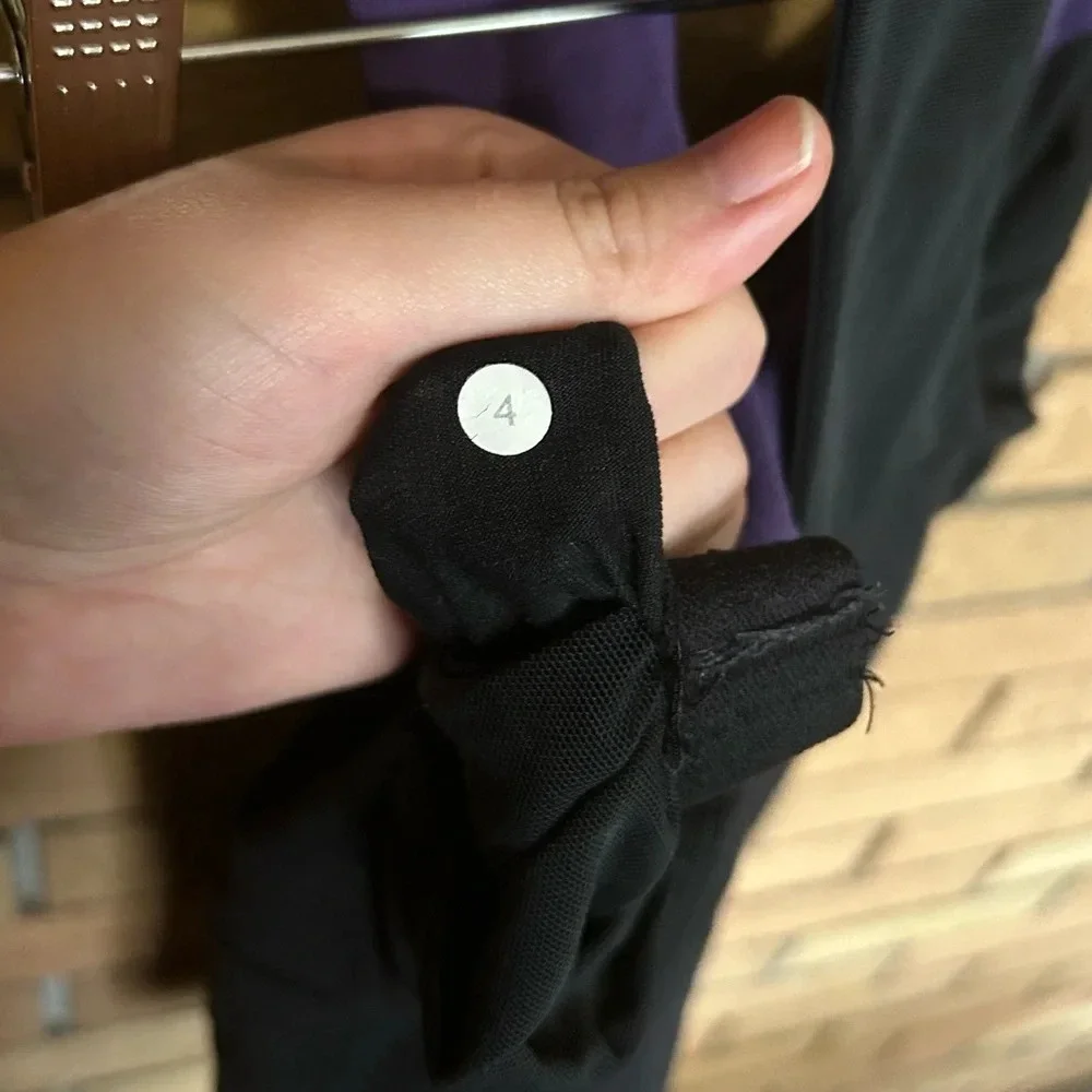 Lululemon Thick Strap Scoop Neck Halter Tank Top Black & Purple Size 4